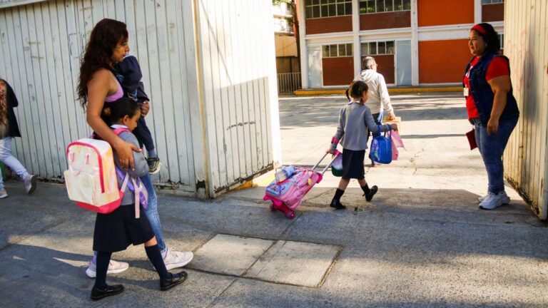 IEEPO anuncia retorno paulatino a clases