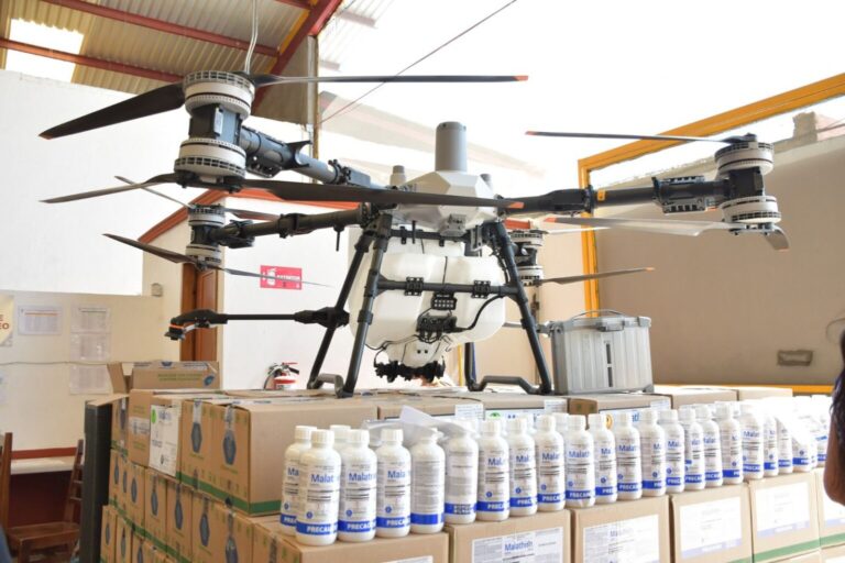 Avalan uso del ‘malatión‘ para combatir la mosca de la fruta