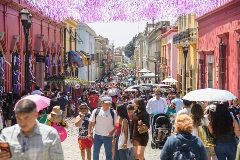 Puente por natalicio de Benito Juárez dejó una derrama de 303 mdp en Oaxaca