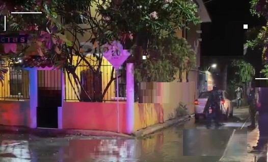 Balean la vivienda de regidor de Obras Públicas de Juchitán