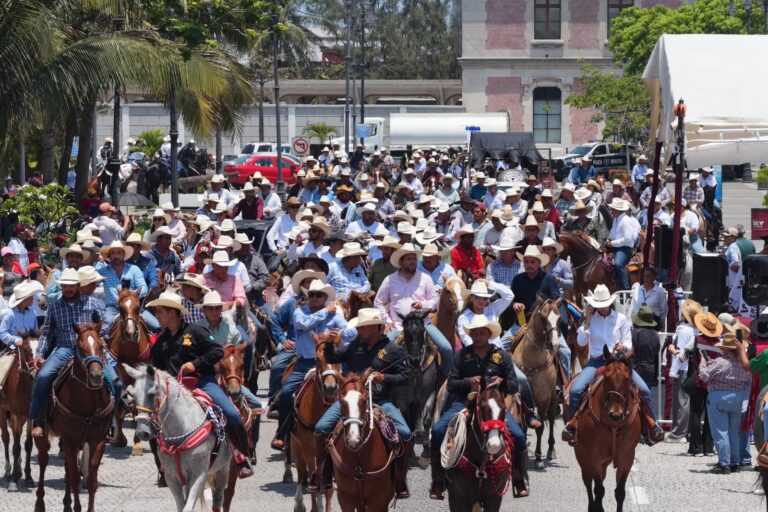 Con cabalgata, cierra el Congreso Nacional del Caballo 2026