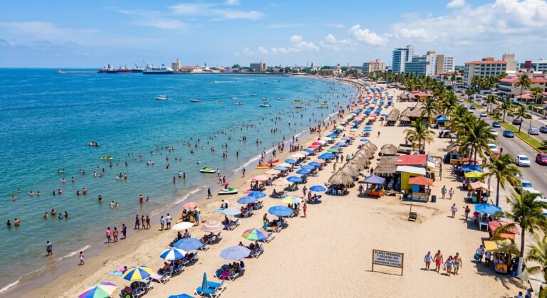 Con playas limpias, Veracruz espera alta afluencia turística esta Semana Santa