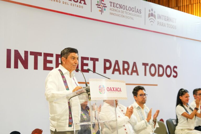 Gobierno de Oaxaca garantiza acceso a internet para estudiantes de nivel medio superior