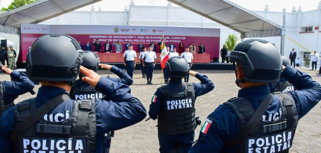 Gobierno de Veracruz suma nuevos oficiales a labores de seguridad pública