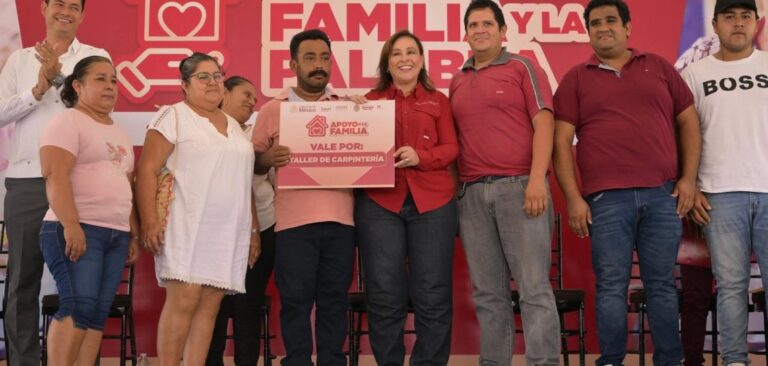 Gobierno de Veracruz transforma la vida de más de 7 mil familias con apoyos directos
