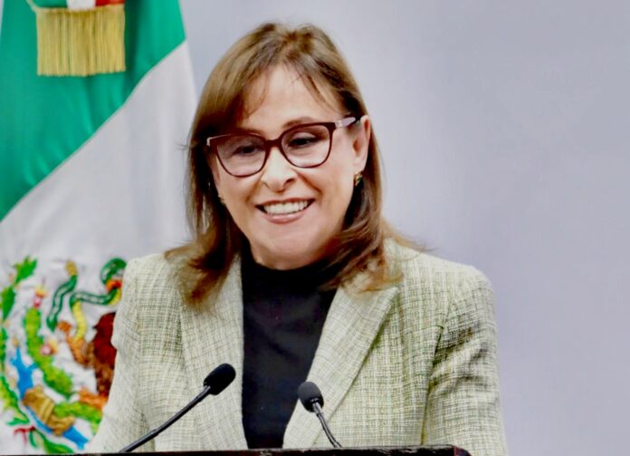 Gobierno de Veracruz compra ambulancias para cubrir rezago en salud