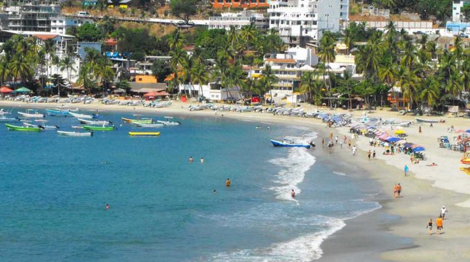 Investigan vertimiento de aguas residuales al mar en Puerto Escondido
