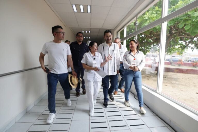 Anuncia mejoras a hospital del ISSSTE en Coatzacoalcos