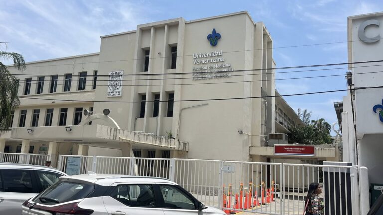 Explosión en laboratorio de la Universidad Veracruzana deja 22 hospitalizados