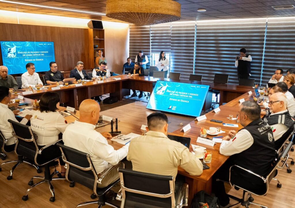 Fortalecen las acciones de prevención y atención ante emergencias en Oaxaca