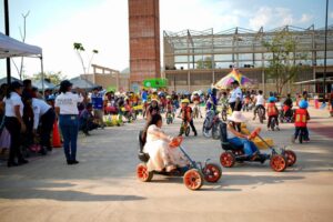 Más de 10 mil niñas y niños participaron en la Fiesta de la Niñez Oaxaqueña
