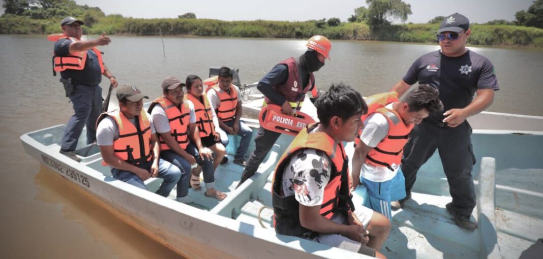 Realizan simulacro por riesgo de inundación en Texistepec