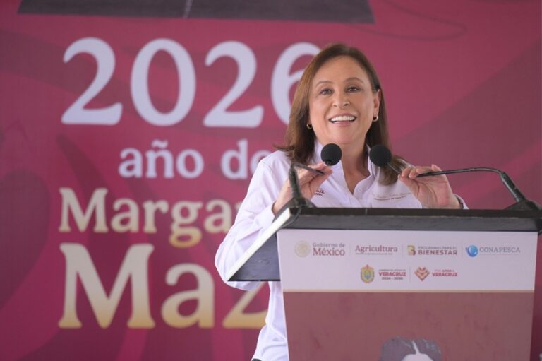 Rocío Nahle anuncia 4 mil mdp en obras para Veracruz