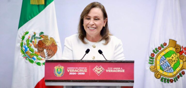 Rocío Nahle anuncia aumento salarial para trabajadores estatales