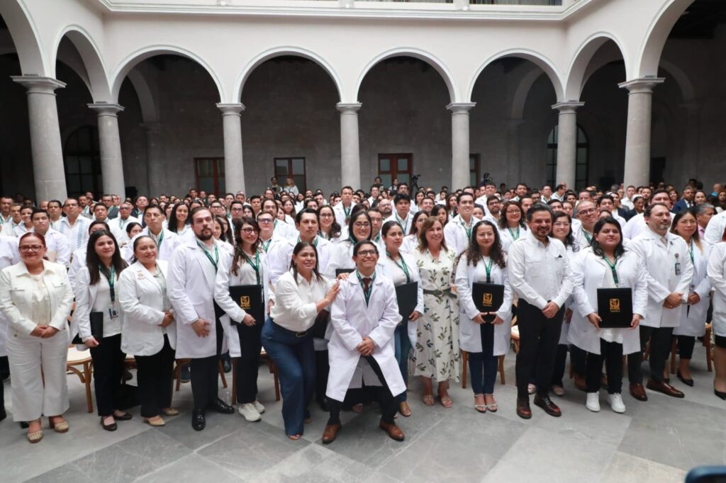 Se incorporan más de 500 médicos especialistas al IMSS en Veracruz