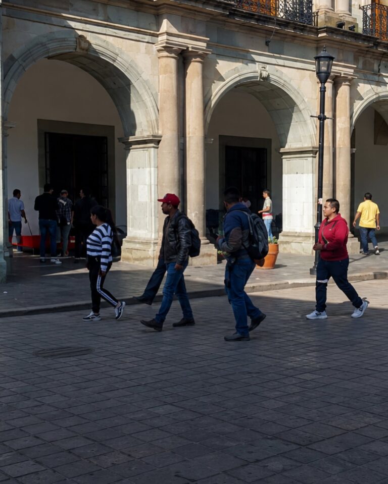 Maestros de Educación Física pactan acuerdos y retiran plantón en Oaxaca
