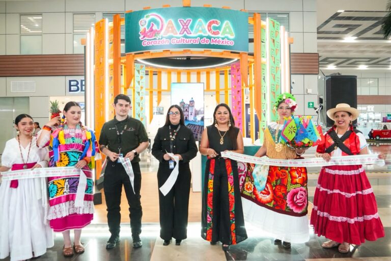 Oaxaca inaugura espacio de promoción turística en el AIFA