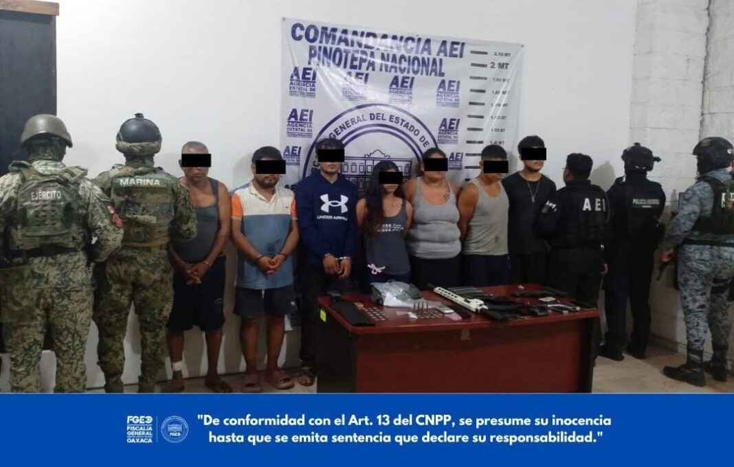 Operativo en la Costa oaxaqueña deja 7 detenidos y arsenal asegurado
