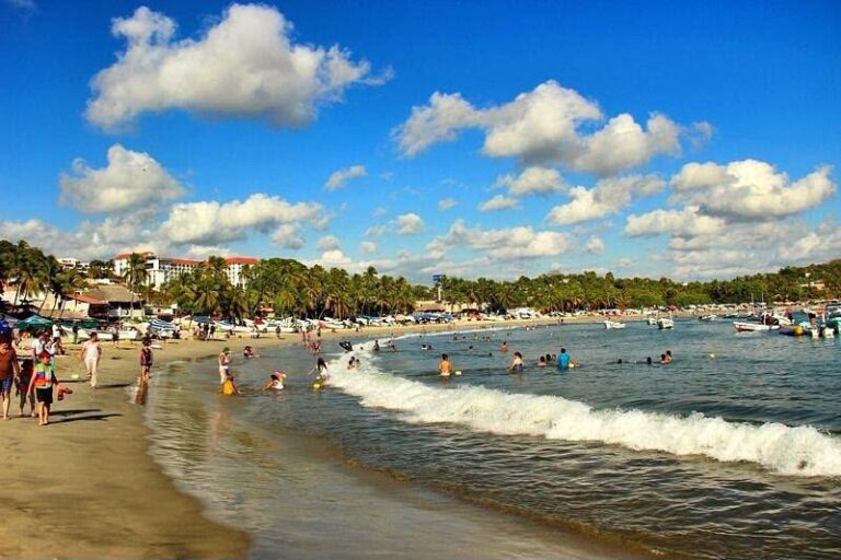 El 98% de las playas oaxaqueñas son seguras para el turismo en este verano