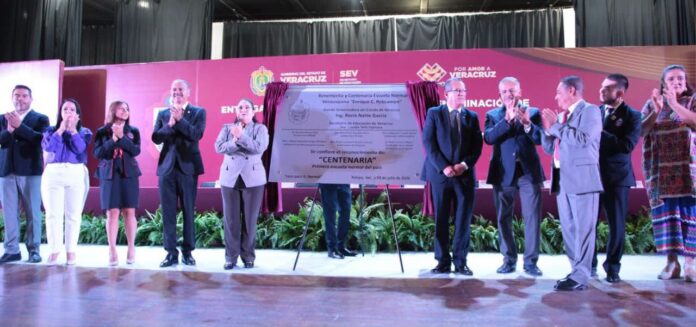 Legado histórico: Escuela Normal Veracruzana es declarada oficialmente "Centenaria"