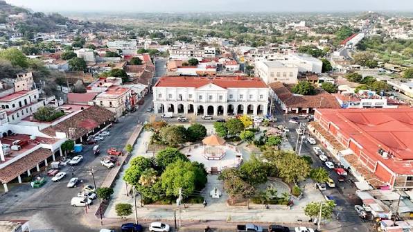 Estudiantes de La Salle rescatan la memoria histórica de Tehuantepec