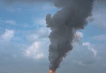 Exigen atención urgente a incendio y fuga en pozo Krem-1, en Las Choapas