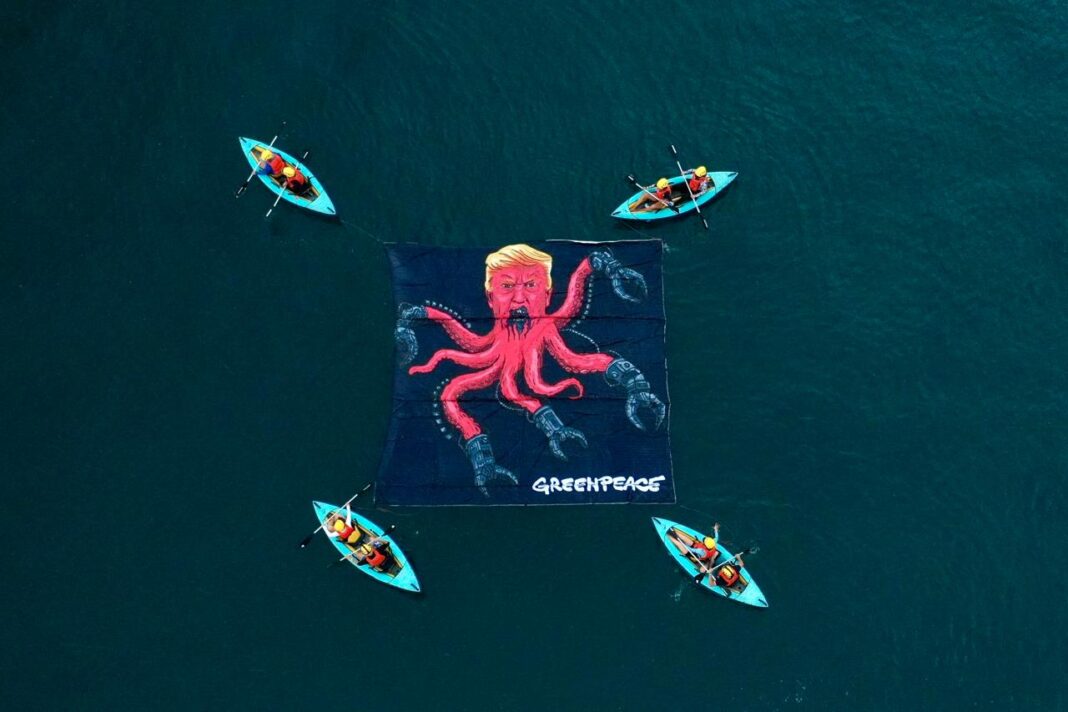 Greenpeace protesta contra la minería submarina en Manzanillo