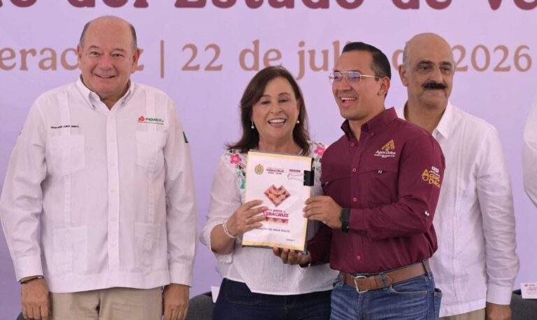 Pemex entrega más de 149.5 mdp en combustibles y maquinaria a Veracruz