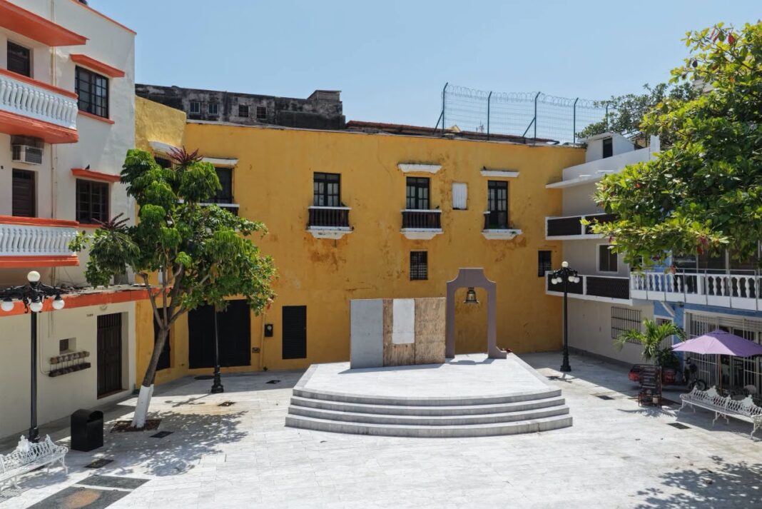 Rehabilitan el emblemático Callejón y la Plazuela de la Campana en el Centro Histórico de Veracruz