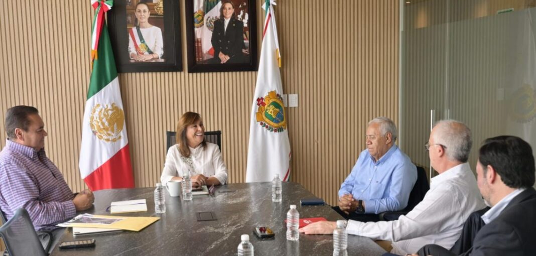 Rocío Nahle anuncia inicio de obras para el Puente del Sotavento y la ampliación del WTC