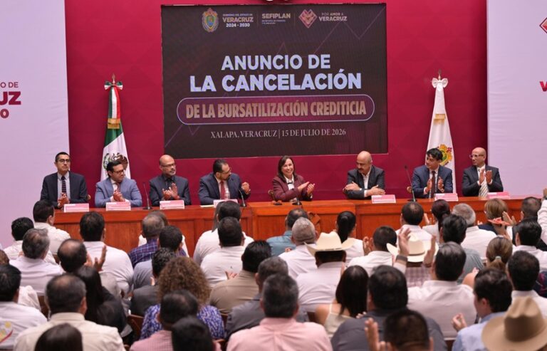 Rocío Nahle extingue histórica deuda bursátil de 199 municipios veracruzanos
