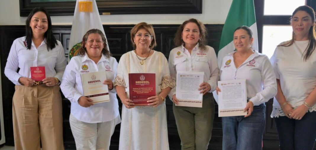 Sedesol y el Ayuntamiento de Veracruz firman convenio para regular el desarrollo urbano