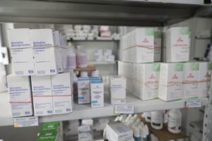 Surten más de 35 mil insumos médicos en las Altas Montañas mediante Camionetitas y Rutas de la Salud