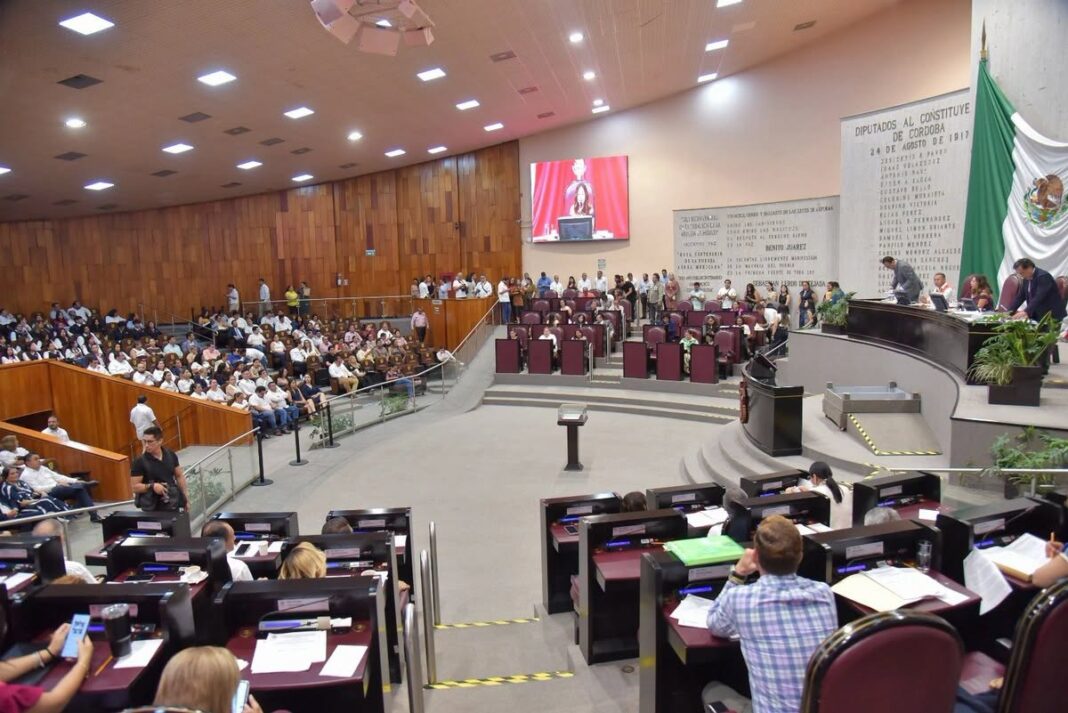Avanza el desafuero de dos alcaldes en Veracruz; son investigados por crímenes graves