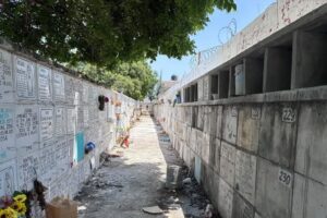 Ayuntamiento de Veracruz exhumará a casi 2 mil cuerpos del periodo Covid-19