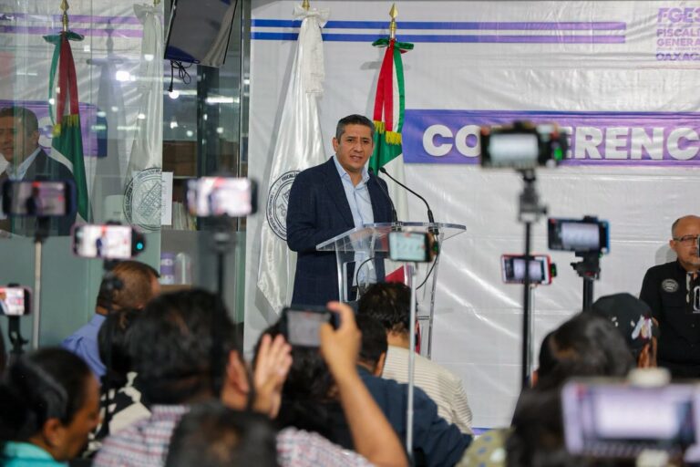 Caen dos integrantes de red dedicada al robo de camionetas en Oaxaca