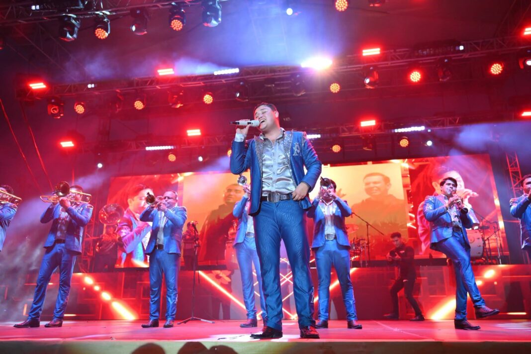 Coatzacoalcos vibra con La Arrolladora en el cierre del Festival del Mar 2026