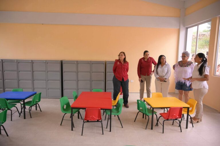 Rocío Nahle inaugura el centro de educación especial comprometido en Tepetzintla
