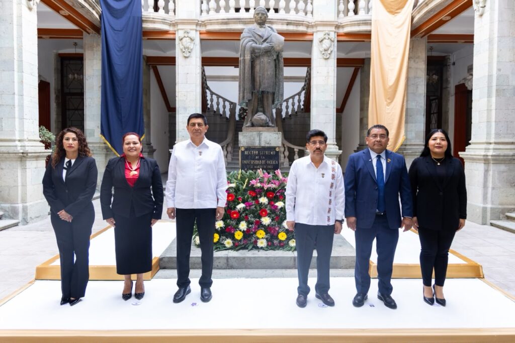 Salomón Jara anuncia 70 mdp para restaurar el Edificio Central de la UABJO