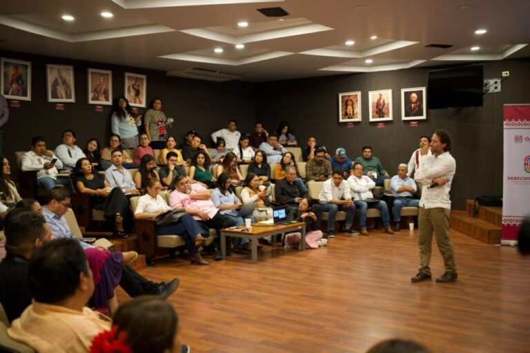 Capacitan a funcionarios de Oaxaca en libertad de expresión y garantías para el periodismo junto a la ONU-DH