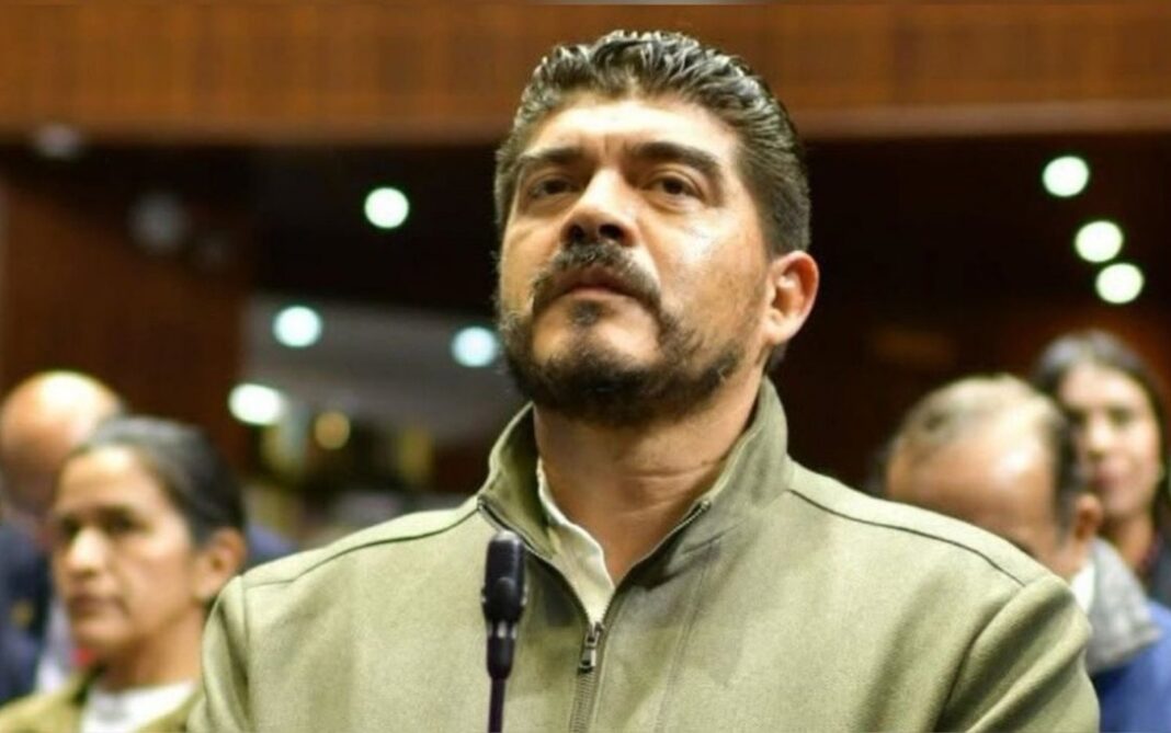 Hallan sin vida al diputado federal Zenyazen Escobar