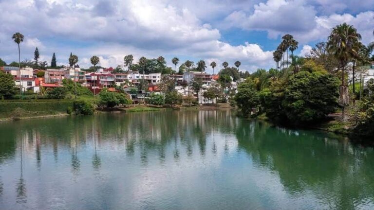 Intervienen el lago de Las Ánimas con operativo de limpieza