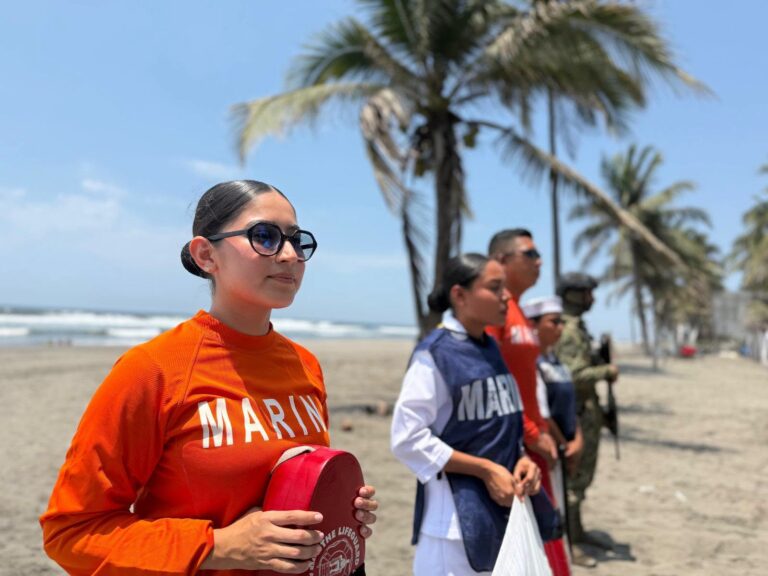 Marina concluye ‘Operación Salvavidas Verano 2026’ en Veracruz con 33 rescates en playas