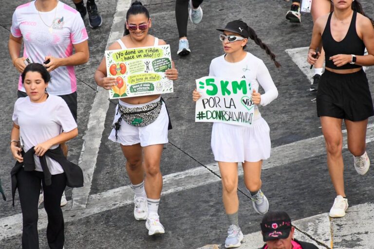 Más de 2 mil jóvenes corren por la donación de órganos en las calles de Xalapa
