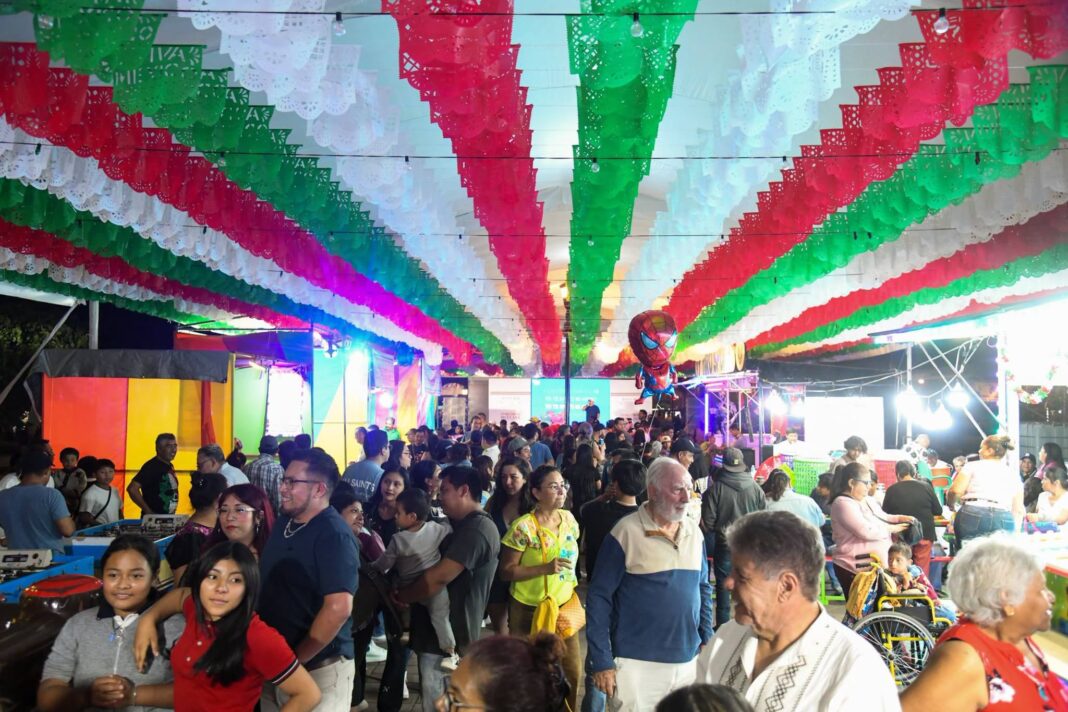 Oaxaca celebra las Fiestas Patrias con la Feria Mexicana en el Zócalo