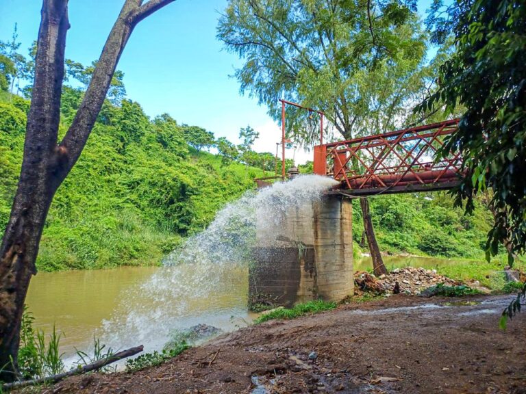 Restablecen suministro de agua en Matías Romero y Petapa tras reparar cárcamo del río Malatengo