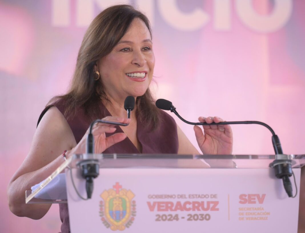 Rocío Nahle encabeza mesa de salud para garantizar insumos y material médico en Veracruz