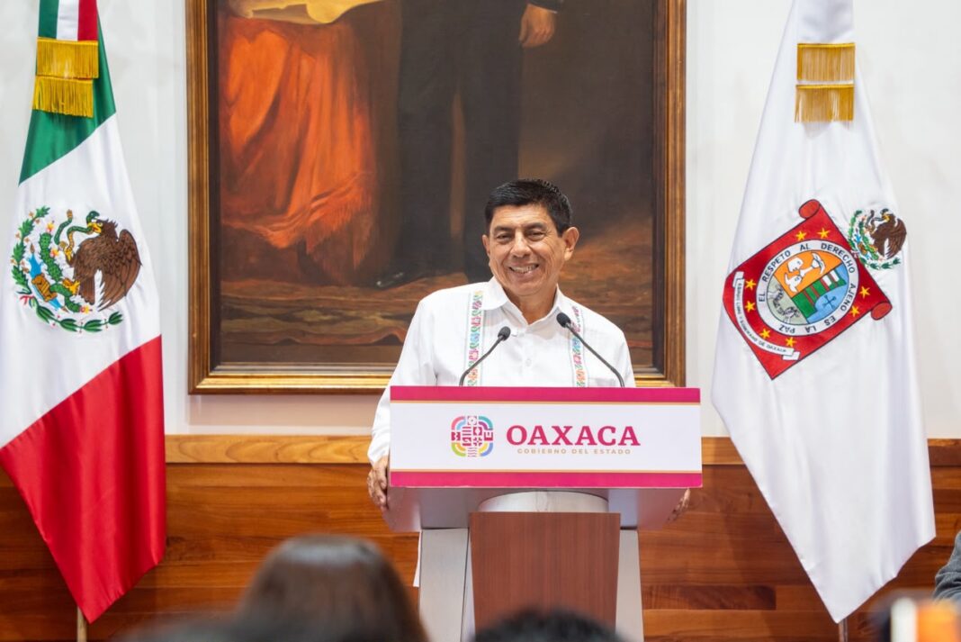 Salomón Jara impulsa reforma a Constitución de Oaxaca
