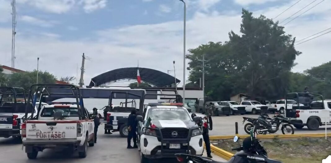 Salomón Jara pide desaparecer poderes en Juchitán tras la captura del edil