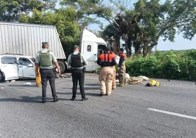 Tragedia en la autopista La Tinaja-Cosamaloapan